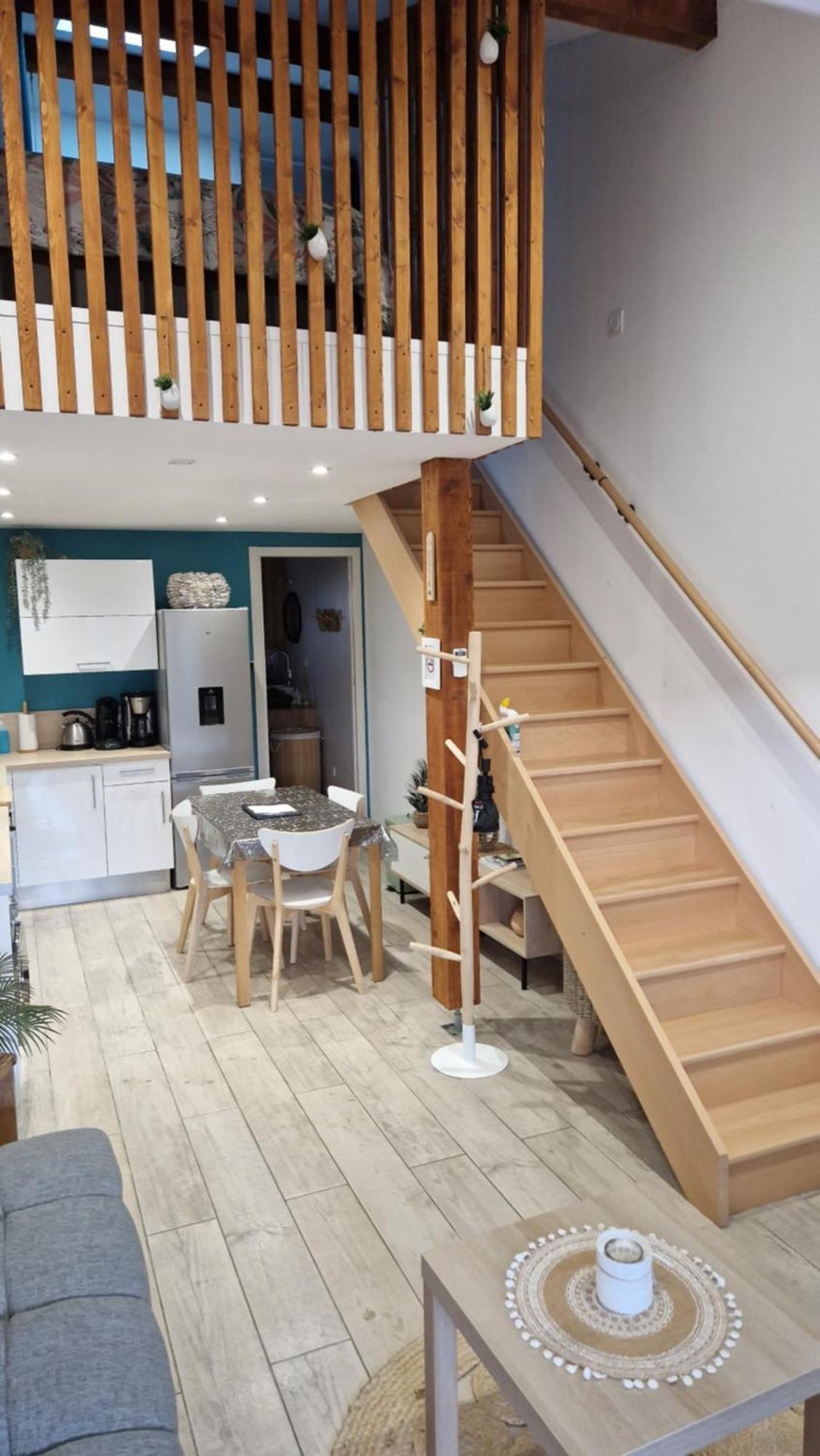 Appartement Pour 4 Avec Terrasse シャノ＝キュルソン エクステリア 写真